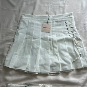 Superdown White Skirt